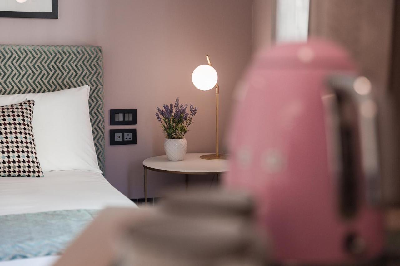 123 Mainstreet Boutique Hotel Saint Julian's ภายนอก รูปภาพ