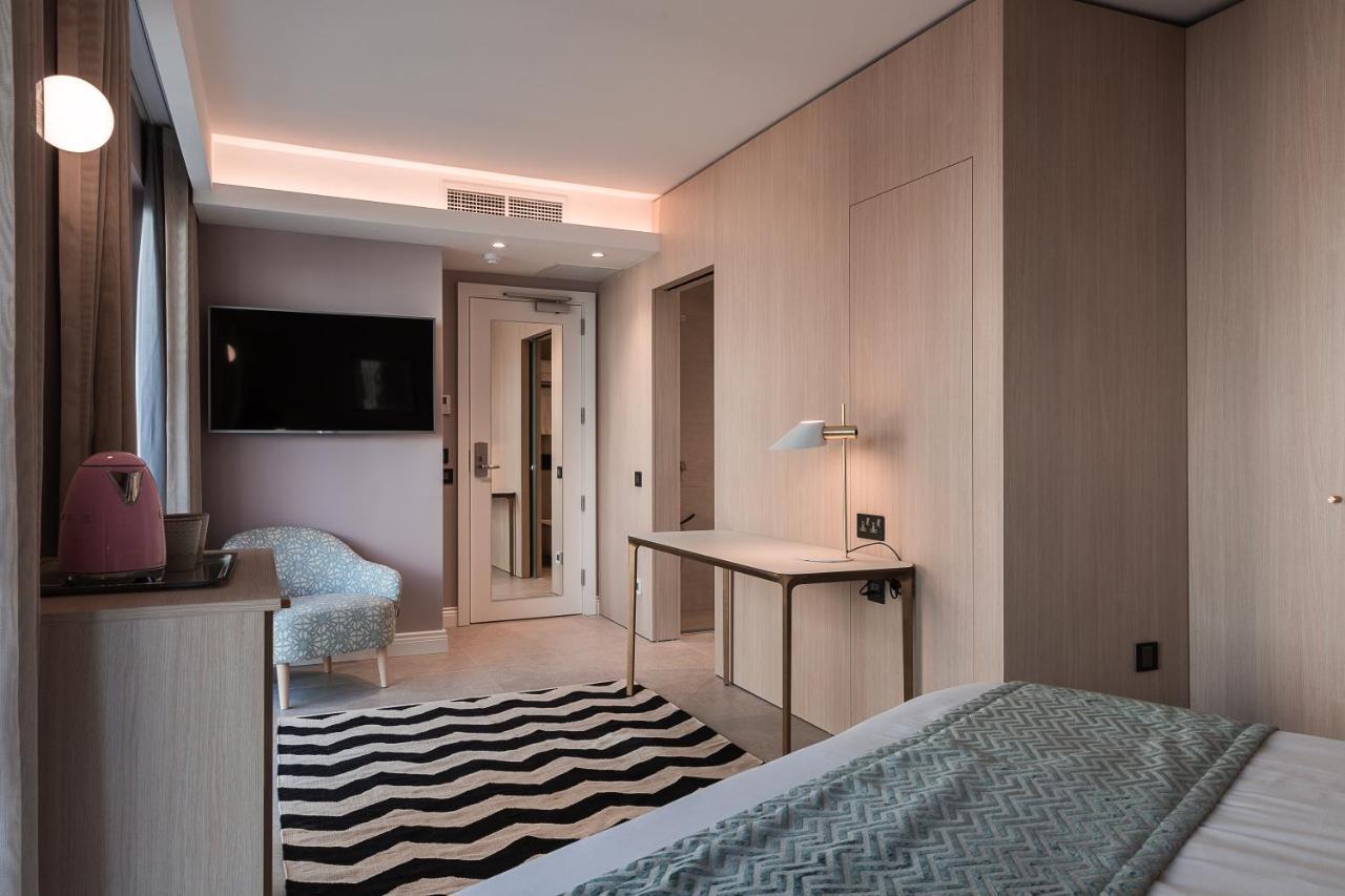 123 Mainstreet Boutique Hotel Saint Julian's ภายนอก รูปภาพ
